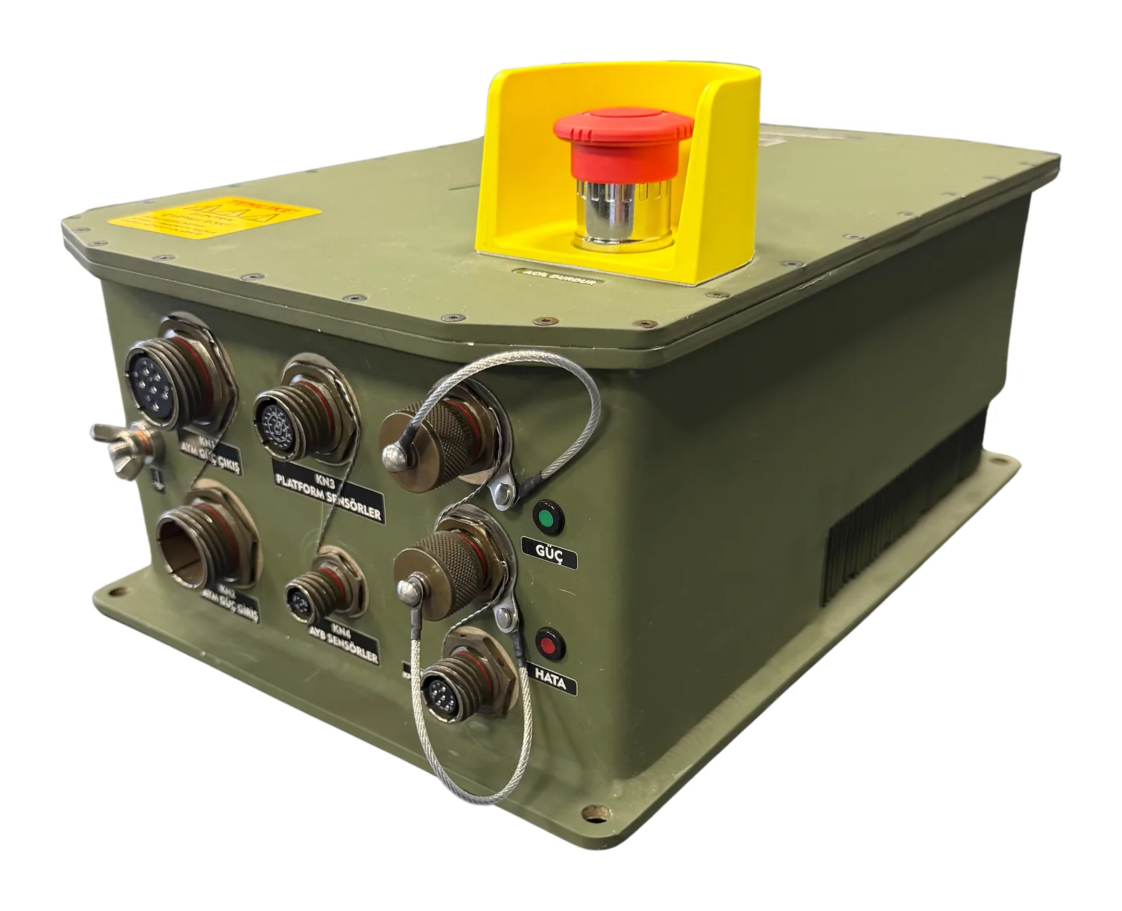 Mil-Drive MCU-400 — منظر أمامي أيمن ثلاثي الأرباع لواجهة الموصلات وزر إيقاف الطوارئ